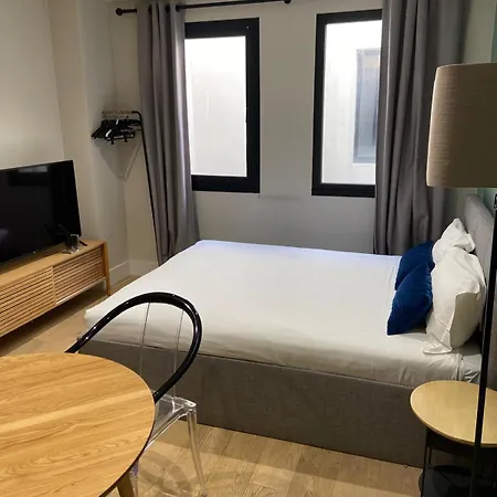 Emile Fourcand -your Apartment Bordeaux