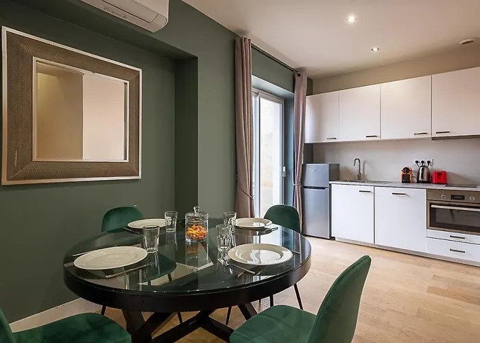 Emile Fourcand -your Apartament