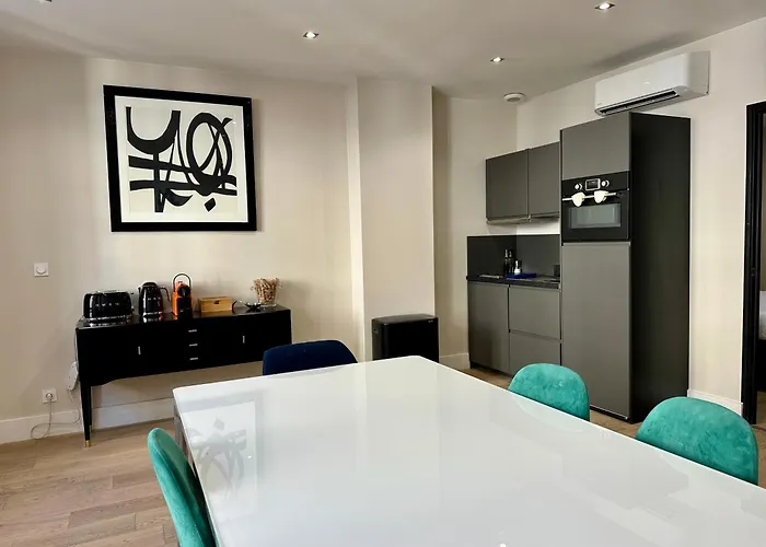 Apartament Emile Fourcand -your